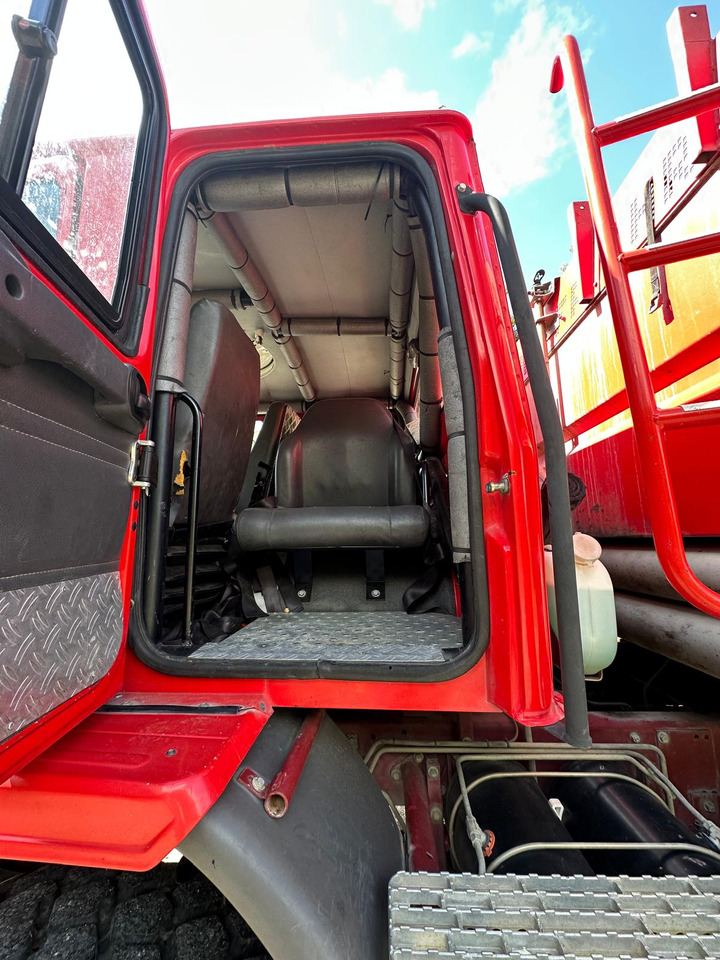 Carro de bombeiro RENAULT M180: foto 14