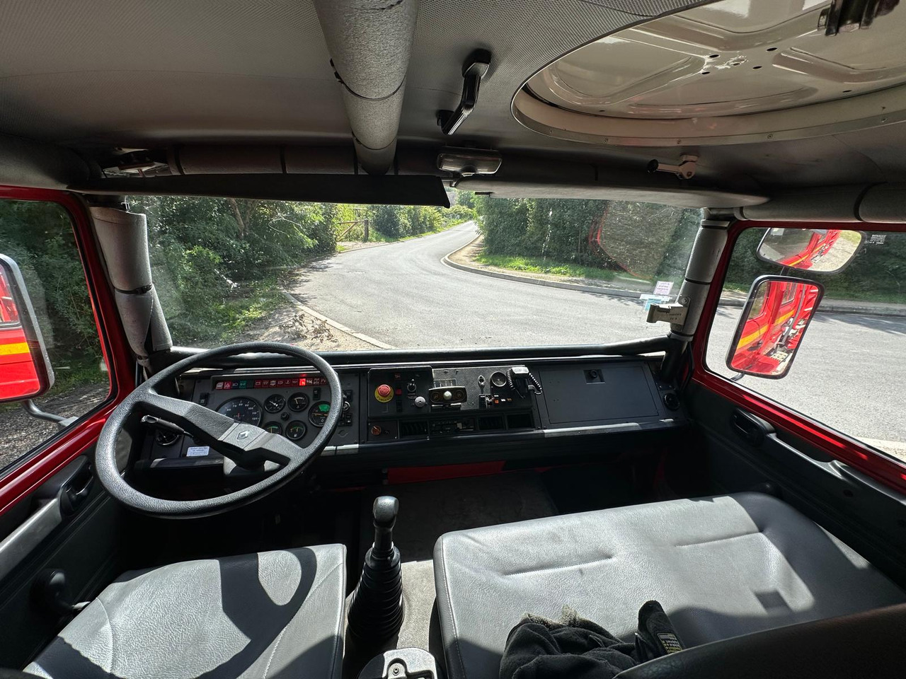 Carro de bombeiro RENAULT M180: foto 13