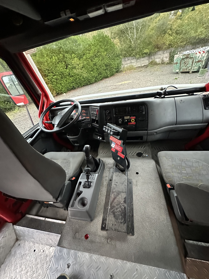 Carro de bombeiro RENAULT Midlum 220 4x4: foto 15
