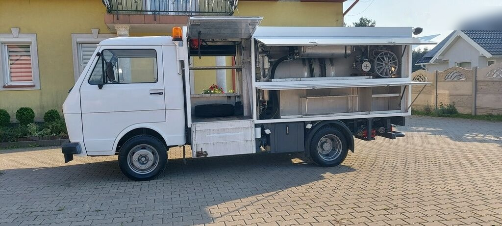 Volkswagen LT55 HOLZMANN Inox - Camião cisterna: foto 2 Volkswagen LT55 HOLZMANN Inox - Camião cisterna: foto 2