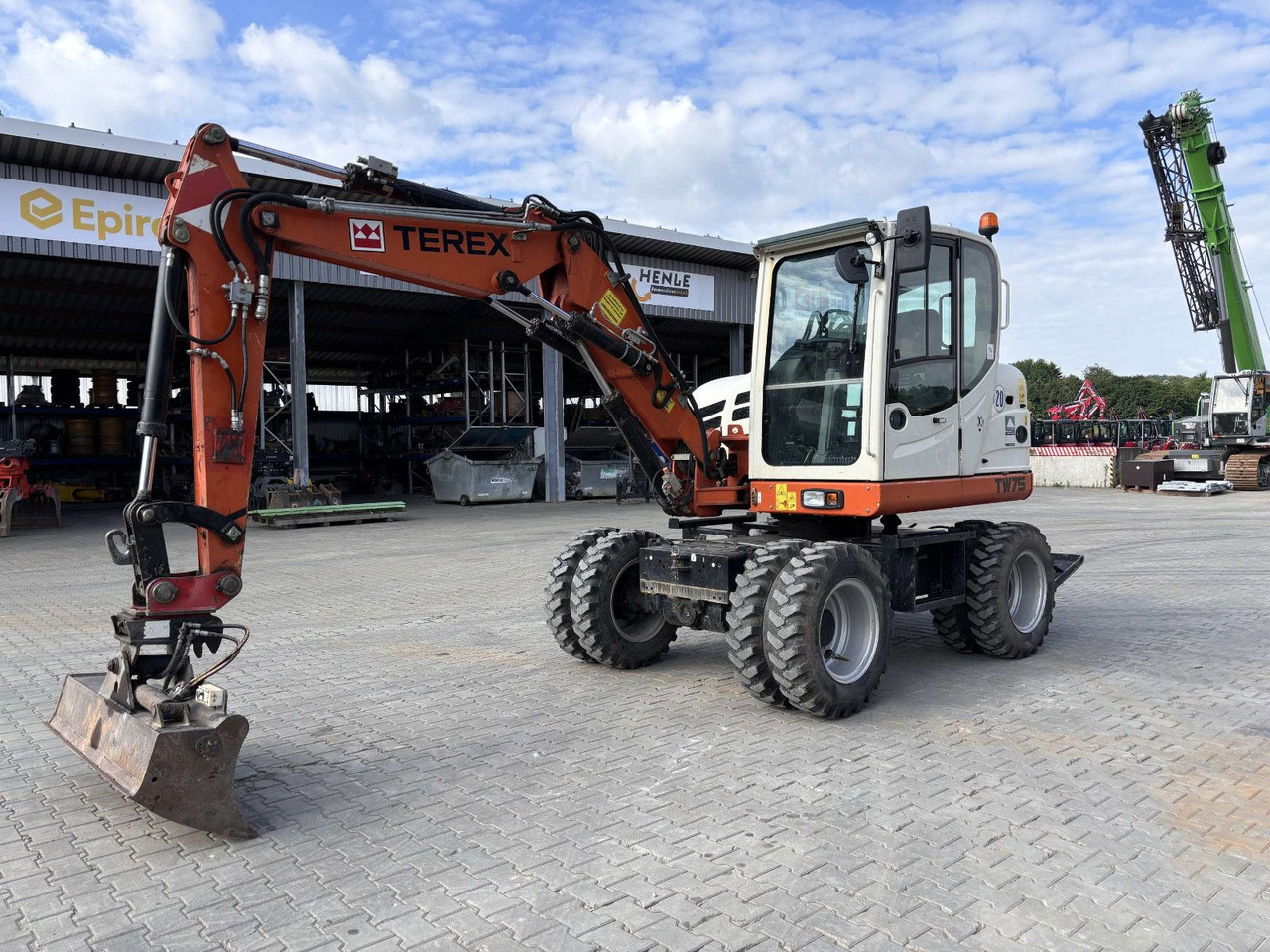 Terex TW 75 - Escavadeira de rodas: foto 1 Terex TW 75 - Escavadeira de rodas: foto 1