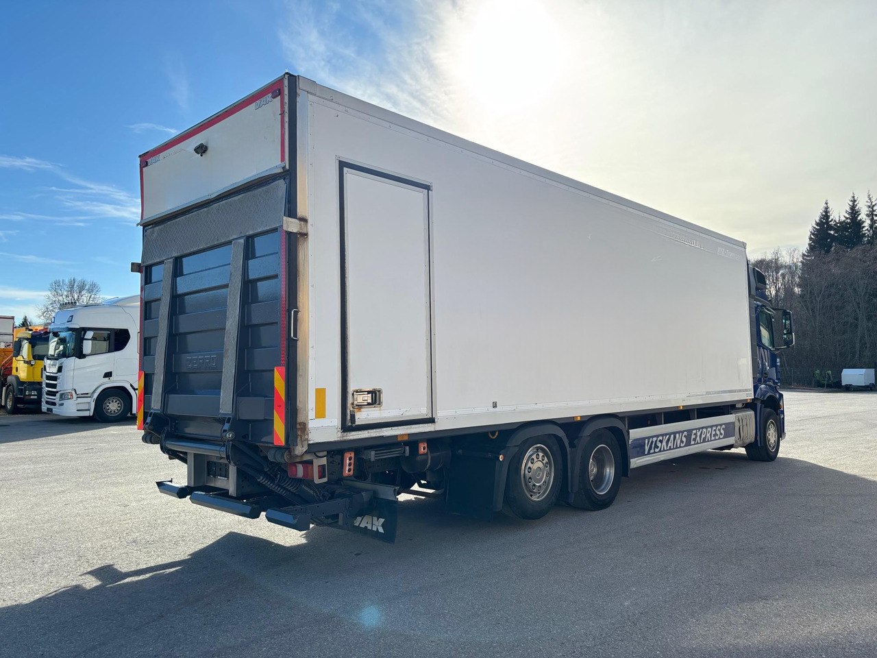 MERCEDES-BENZ ACTROS 2540 - Camião furgão: foto 4 MERCEDES-BENZ ACTROS 2540 - Camião furgão: foto 4