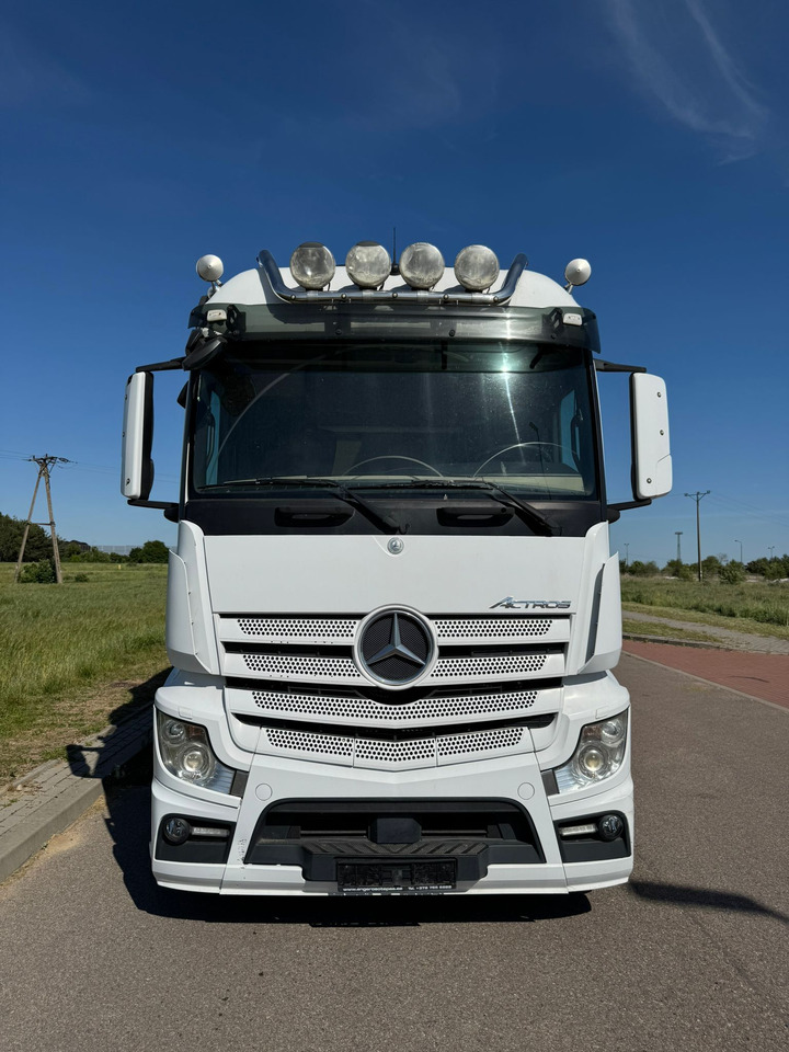 MERCEDES-BENZ ACTROS 2542 - Camião furgão: foto 4 MERCEDES-BENZ ACTROS 2542 - Camião furgão: foto 4