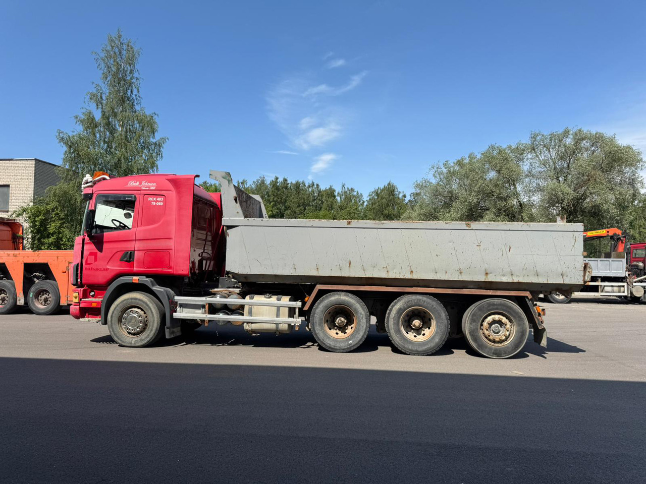 SCANIA 144G.530 - Camião basculante: foto 4 SCANIA 144G.530 - Camião basculante: foto 4