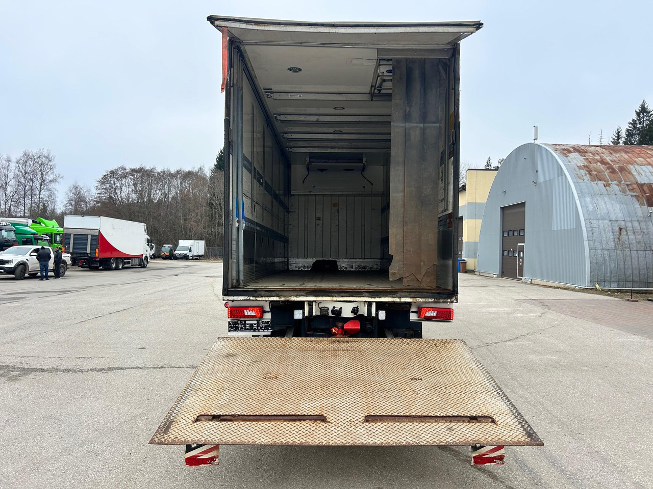 SCANIA G490 - Camião frigorífico: foto 5 SCANIA G490 - Camião frigorífico: foto 5