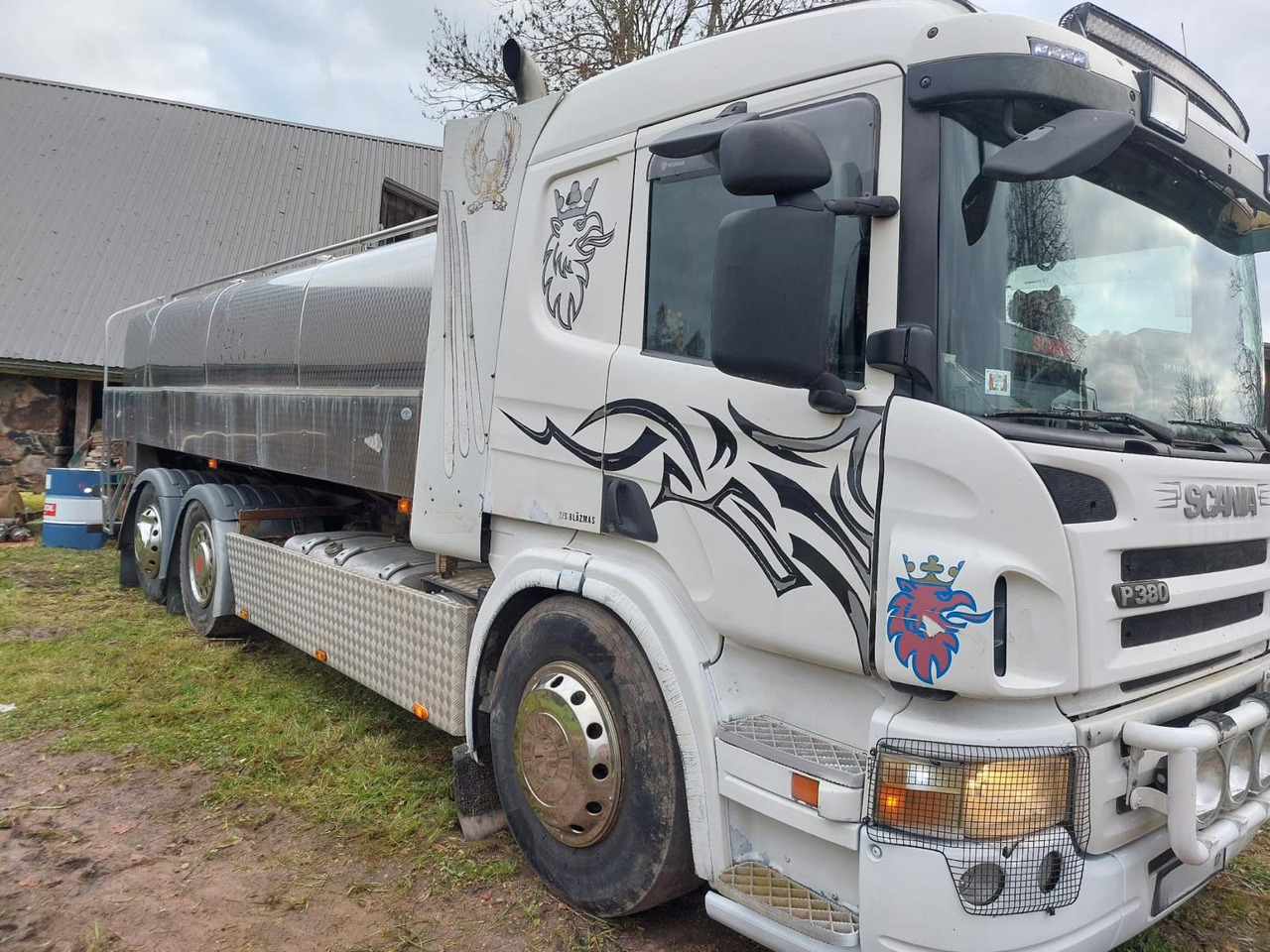 SCANIA R380 - Camião cisterna: foto 3 SCANIA R380 - Camião cisterna: foto 3