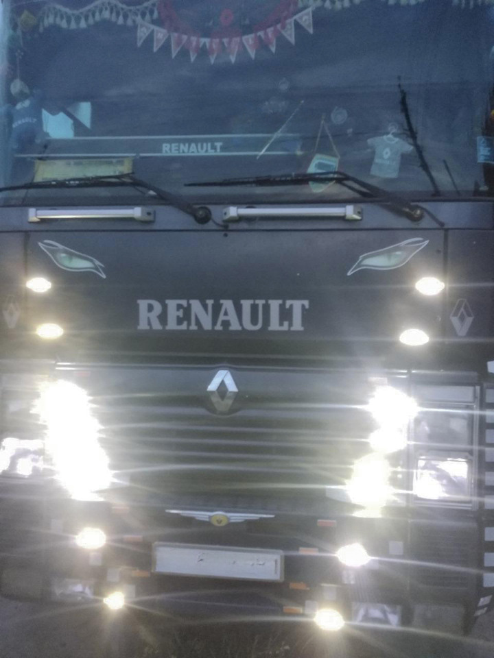 RENAULT Magnum 390 - Tractor: foto 3 RENAULT Magnum 390 - Tractor: foto 3