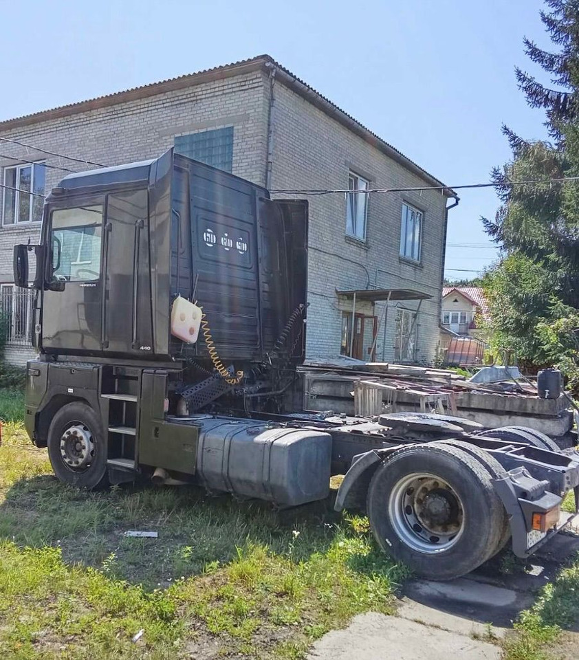 RENAULT Magnum 440 - Tractor: foto 4 RENAULT Magnum 440 - Tractor: foto 4