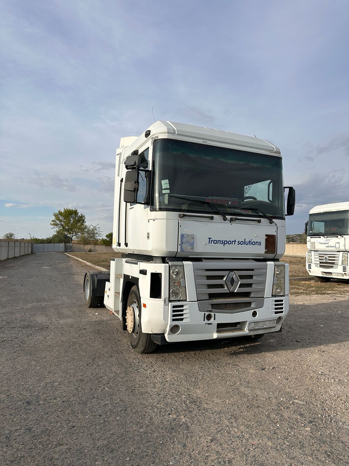 RENAULT Magnum 440 | ID1639S - Tractor: foto 1 RENAULT Magnum 440 | ID1639S - Tractor: foto 1