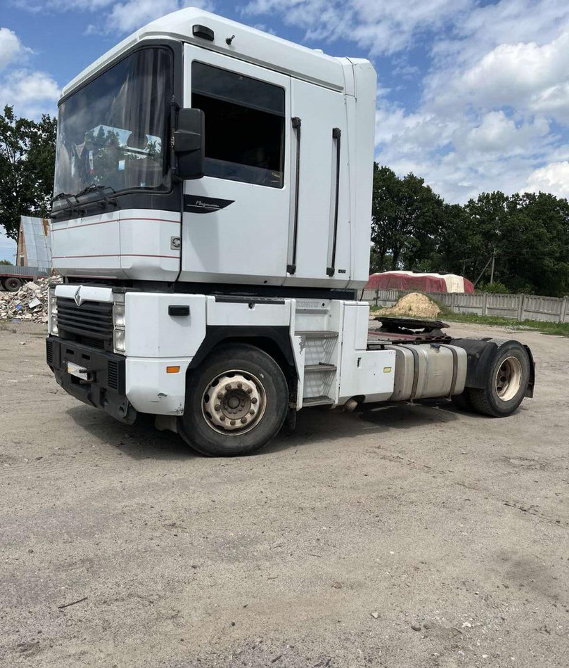 RENAULT Magnum 470 - Tractor: foto 2 RENAULT Magnum 470 - Tractor: foto 2