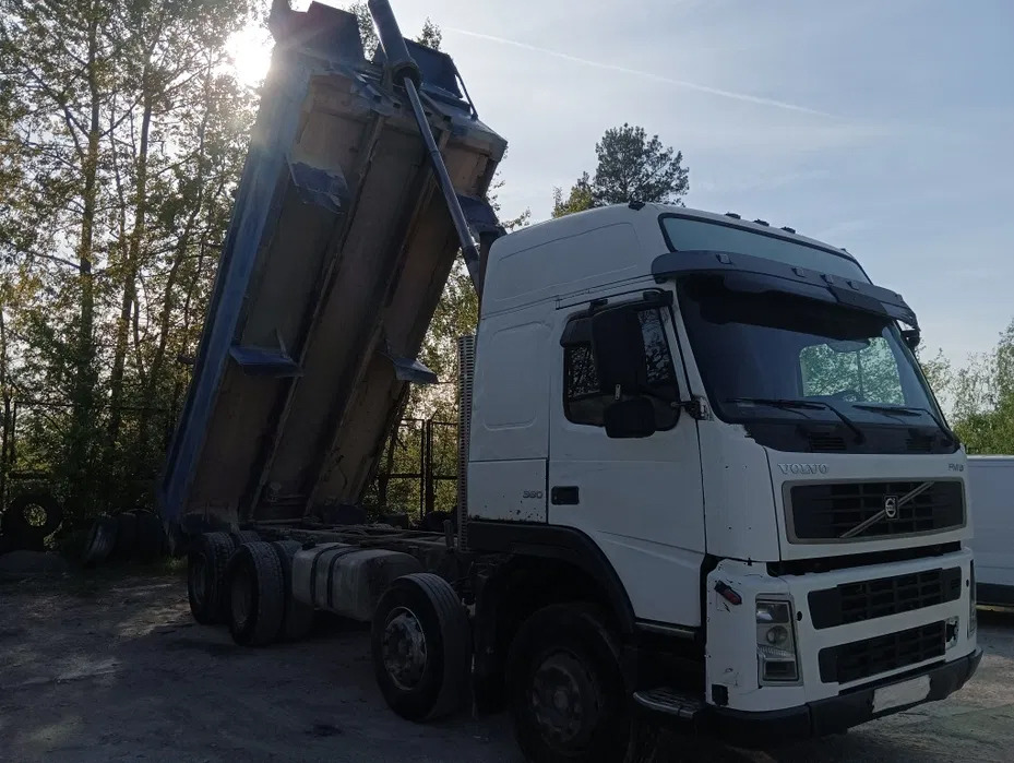 VOLVO FM9.380 - Camião basculante: foto 3 VOLVO FM9.380 - Camião basculante: foto 3