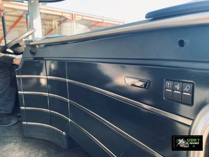 NEOPLAN - Autocarro: foto 3 NEOPLAN - Autocarro: foto 3