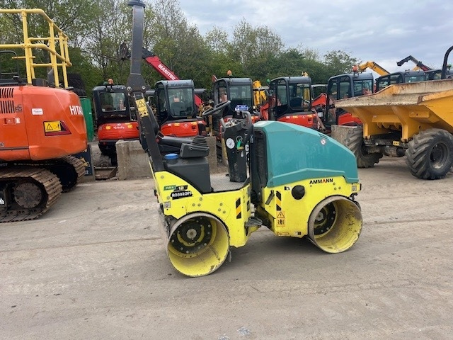Ammann AXR 12 - Compactador de asfalto: foto 2 Ammann AXR 12 - Compactador de asfalto: foto 2