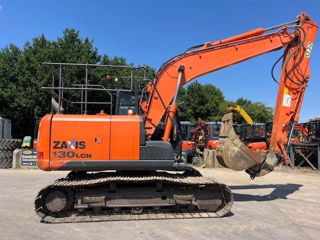 Hitachi ZX 130 LC N-5 - Escavadora de rastos: foto 1 Hitachi ZX 130 LC N-5 - Escavadora de rastos: foto 1