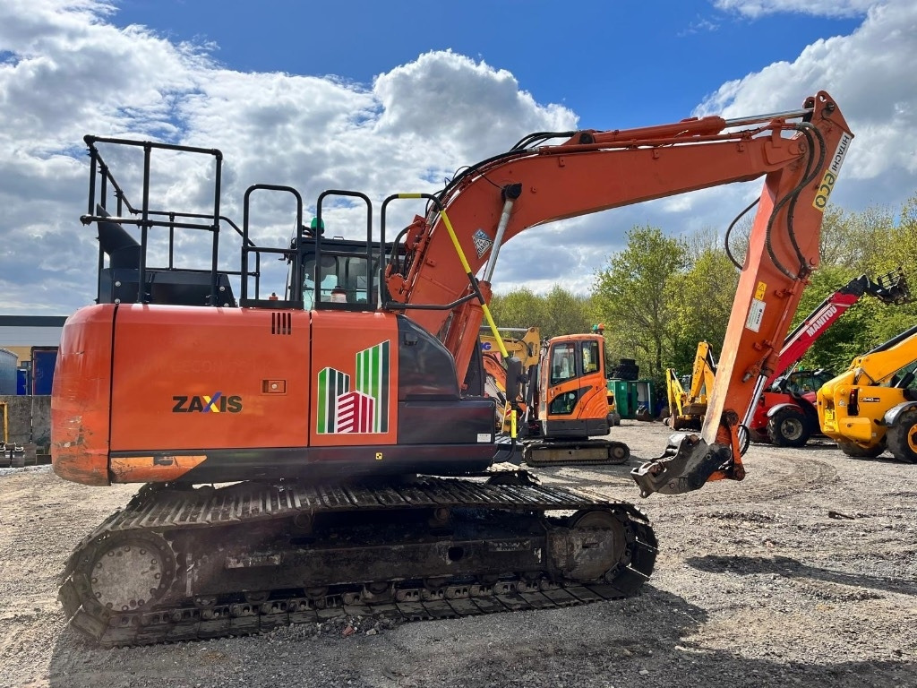 Hitachi ZX 130 LC N-6 - Escavadora de rastos: foto 2 Hitachi ZX 130 LC N-6 - Escavadora de rastos: foto 2