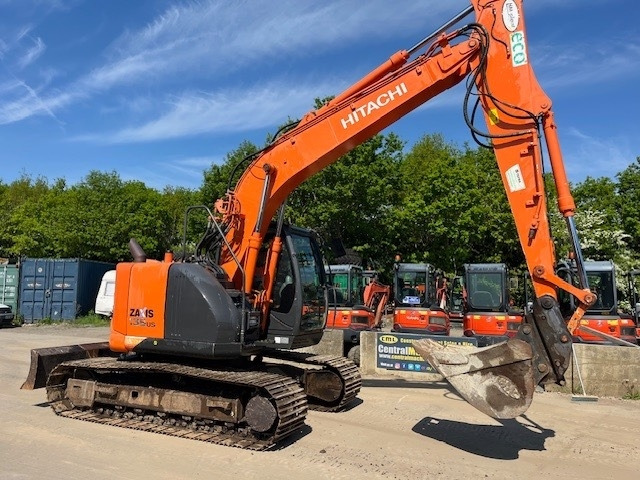 Hitachi ZX 135 US 5-B - Escavadora de rastos: foto 2 Hitachi ZX 135 US 5-B - Escavadora de rastos: foto 2