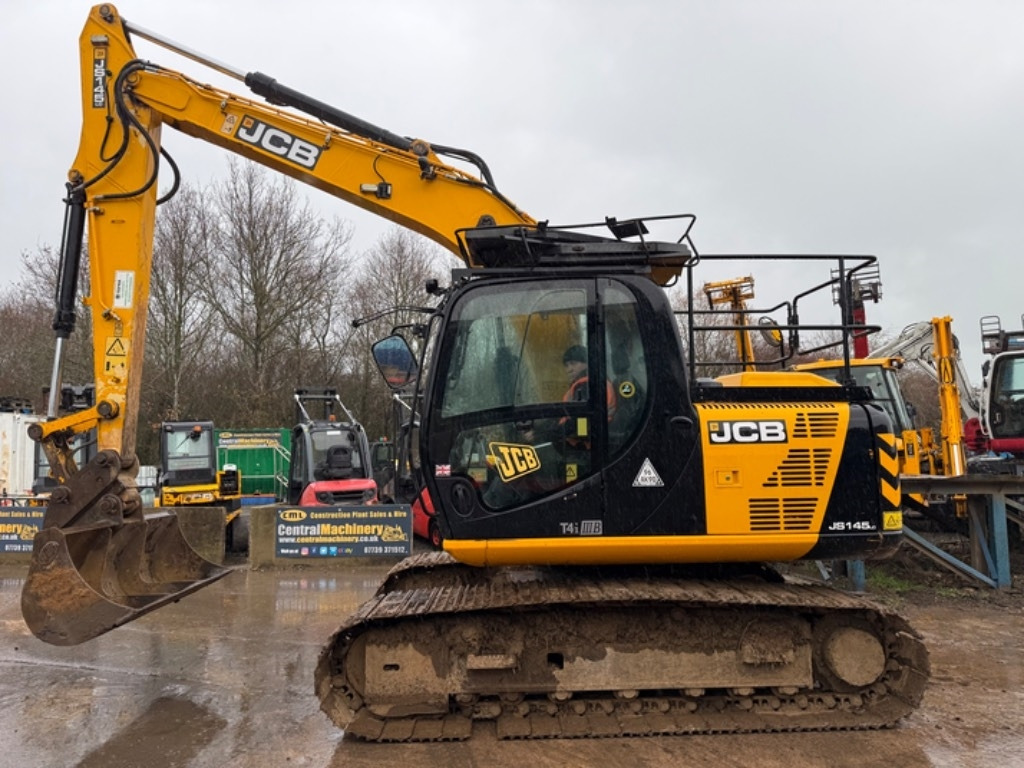 Escavadora de rastos JCB JS 145 LC: foto 8 Escavadora de rastos JCB JS 145 LC: foto 8
