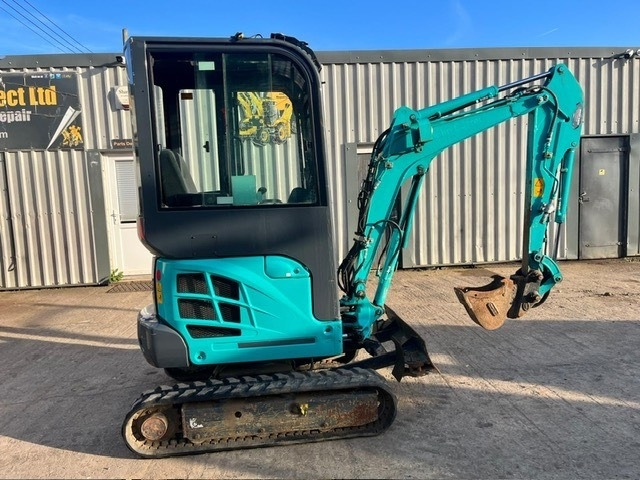 Kobelco SK 17 SR-3 - Mini escavadeira: foto 1 Kobelco SK 17 SR-3 - Mini escavadeira: foto 1
