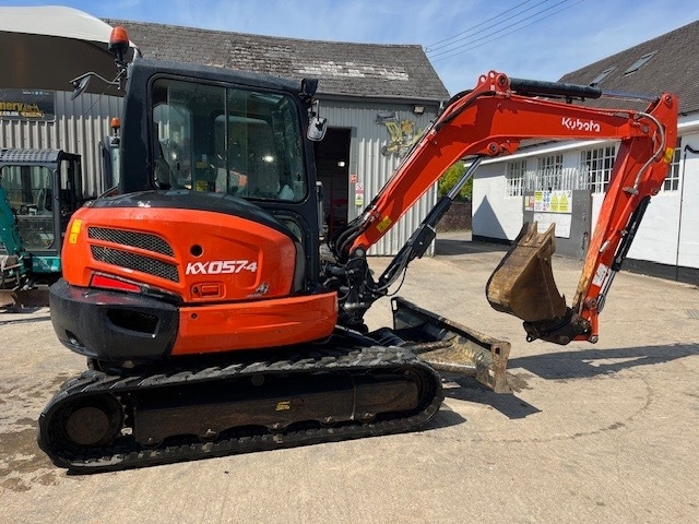 Kubota KX 057-4 - Mini escavadeira: foto 2 Kubota KX 057-4 - Mini escavadeira: foto 2