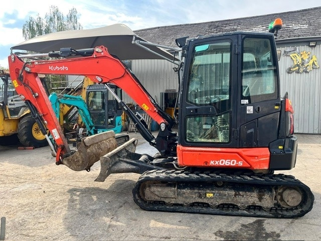 Kubota KX 060-5 - Mini escavadeira: foto 5 Kubota KX 060-5 - Mini escavadeira: foto 5