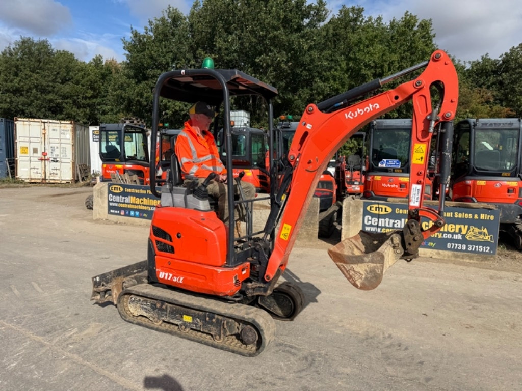 Kubota U 17-3  - Mini escavadeira: foto 2 Kubota U 17-3  - Mini escavadeira: foto 2