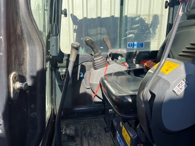 Mini escavadeira Kubota U 20-3: foto 8