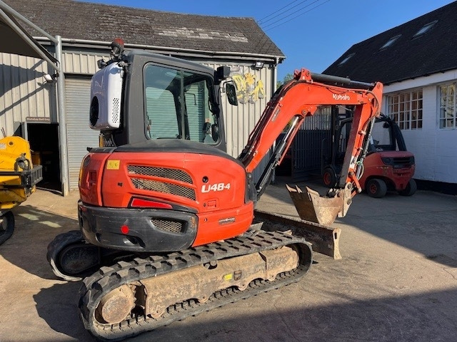 Kubota U 48-4 - Mini escavadeira: foto 1 Kubota U 48-4 - Mini escavadeira: foto 1