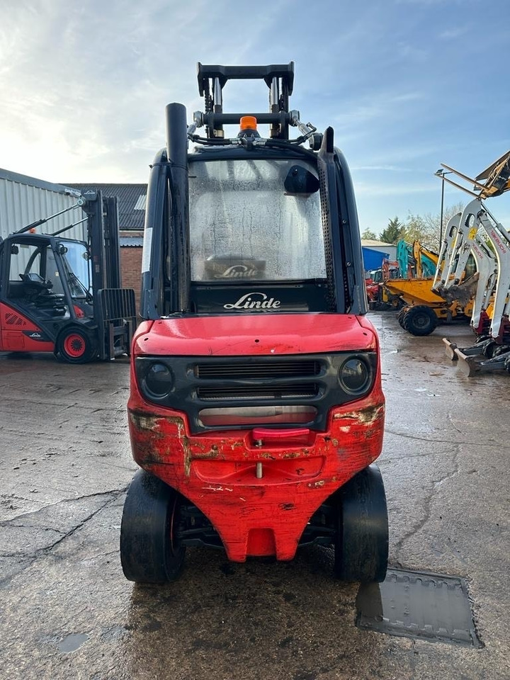 Linde H 35 D - Empilhador a diesel: foto 5 Linde H 35 D - Empilhador a diesel: foto 5