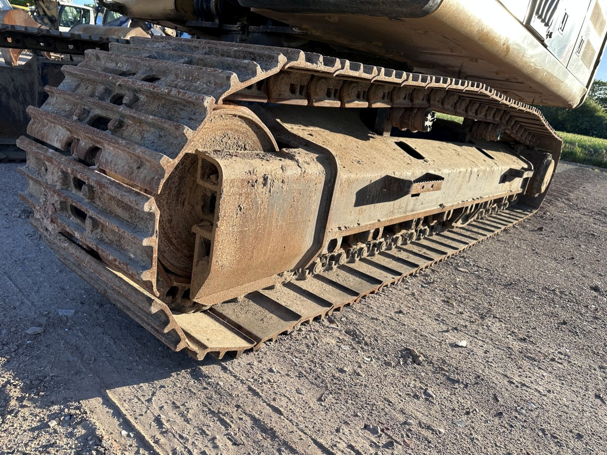 Escavadora de rastos CATERPILLAR 324 E LN Deutsche Maschine! Top !!!: foto 19