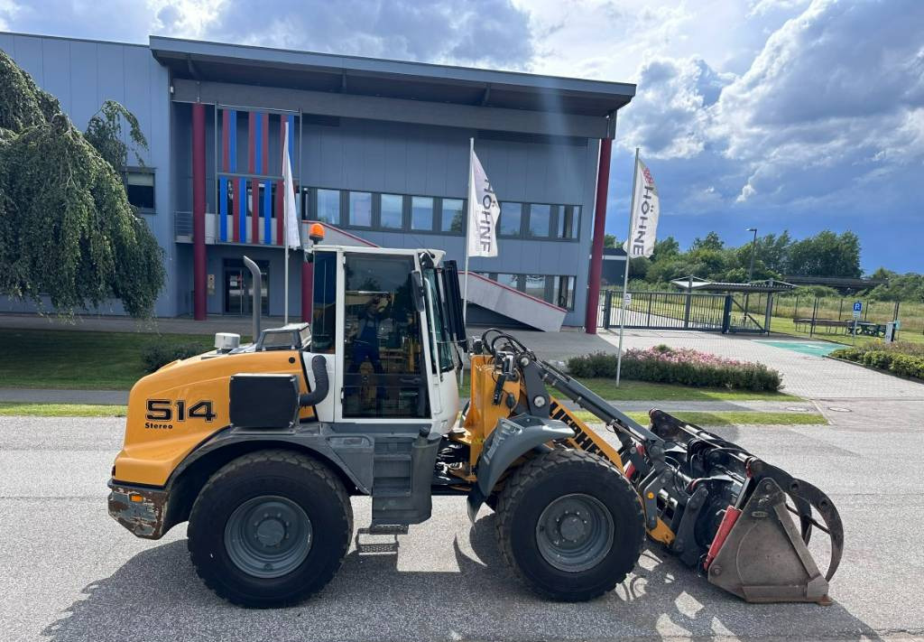 Liebherr L 514 Stereo +30 Kmh Klima 3er Kreis Greifschaufel - Pá carregadora de rodas: foto 2 Liebherr L 514 Stereo +30 Kmh Klima 3er Kreis Greifschaufel - Pá carregadora de rodas: foto 2