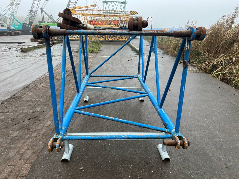 Liebherr HS843 - Grua para camião para Máquina de construção: foto 3 Liebherr HS843 - Grua para camião para Máquina de construção: foto 3