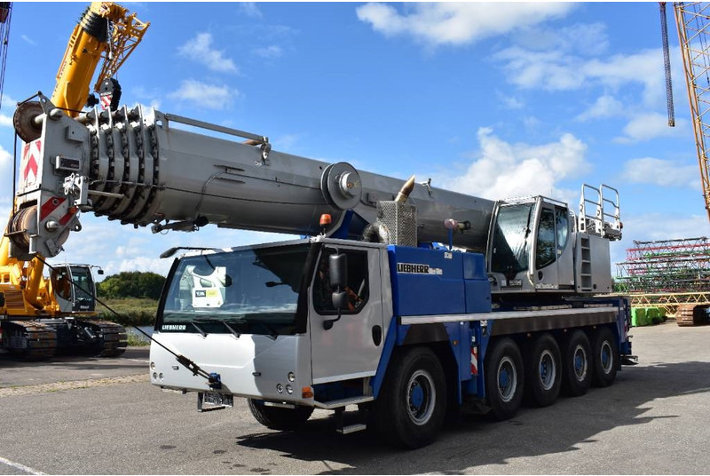 Liebherr LTM 1095-5.1 - Grua todo o terreno: foto 2 Liebherr LTM 1095-5.1 - Grua todo o terreno: foto 2