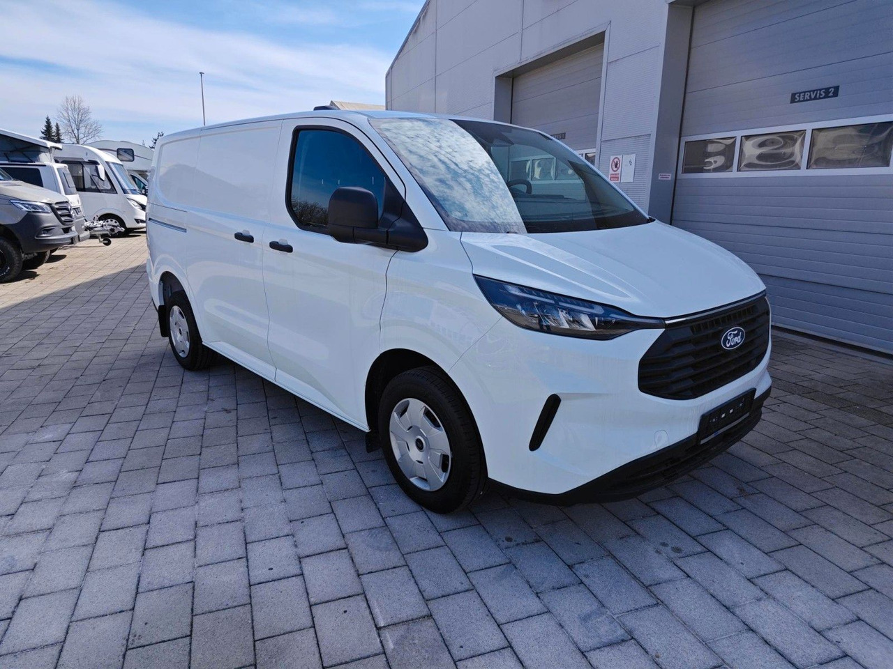 Ford Custom Trend 280 L1H1 110 PS - Furgão compacto: foto 1 Ford Custom Trend 280 L1H1 110 PS - Furgão compacto: foto 1