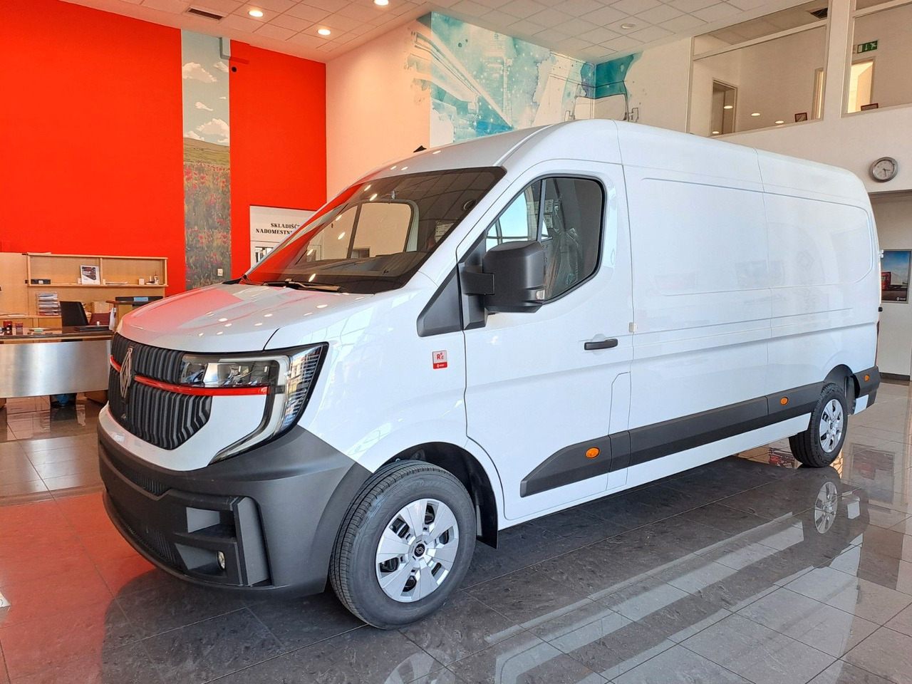 Renault Master L3H2 150 - NAV Klimaaut. Holzb. 270° - Furgão: foto 1 Renault Master L3H2 150 - NAV Klimaaut. Holzb. 270° - Furgão: foto 1