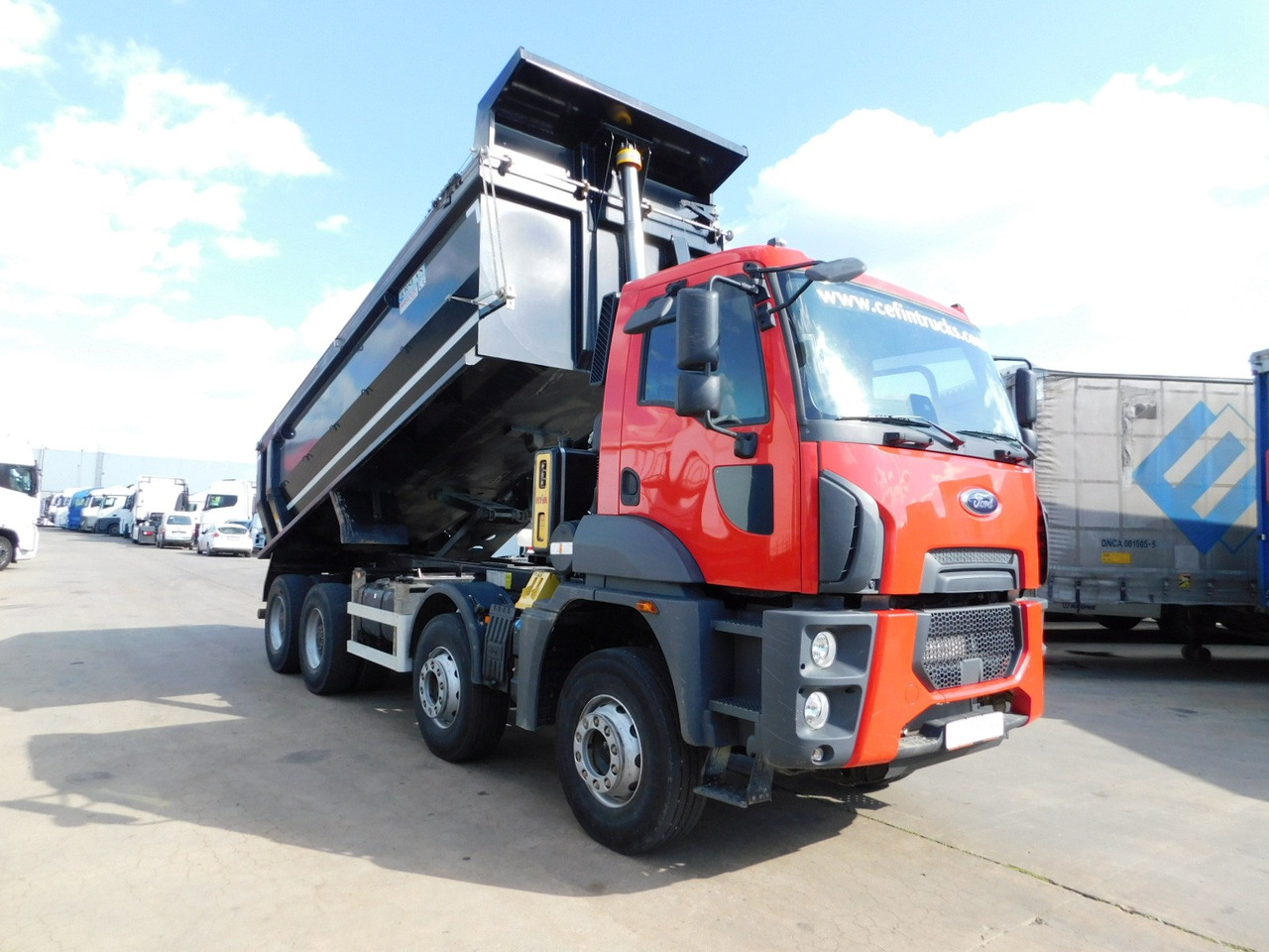 Ford 4142d 8x4 dcab e6 16s2230 ecotorq - Camião basculante: foto 2 Ford 4142d 8x4 dcab e6 16s2230 ecotorq - Camião basculante: foto 2