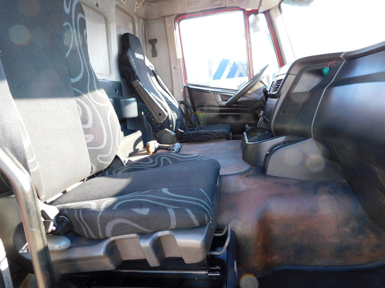 Iveco Trakker 450 - Camião basculante: foto 5 Iveco Trakker 450 - Camião basculante: foto 5