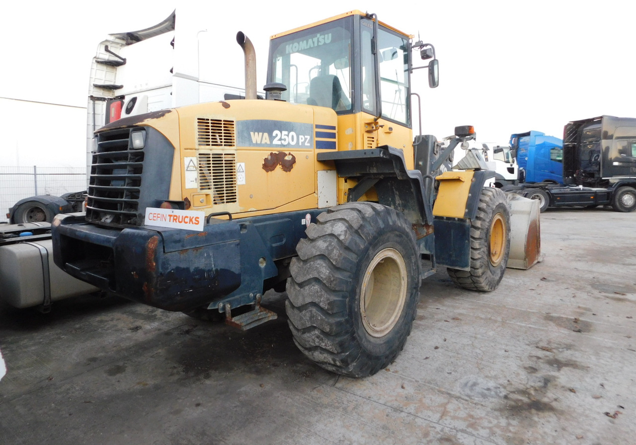 Komatsu Wa250pz 5 - Pá carregadora de rodas: foto 4 Komatsu Wa250pz 5 - Pá carregadora de rodas: foto 4