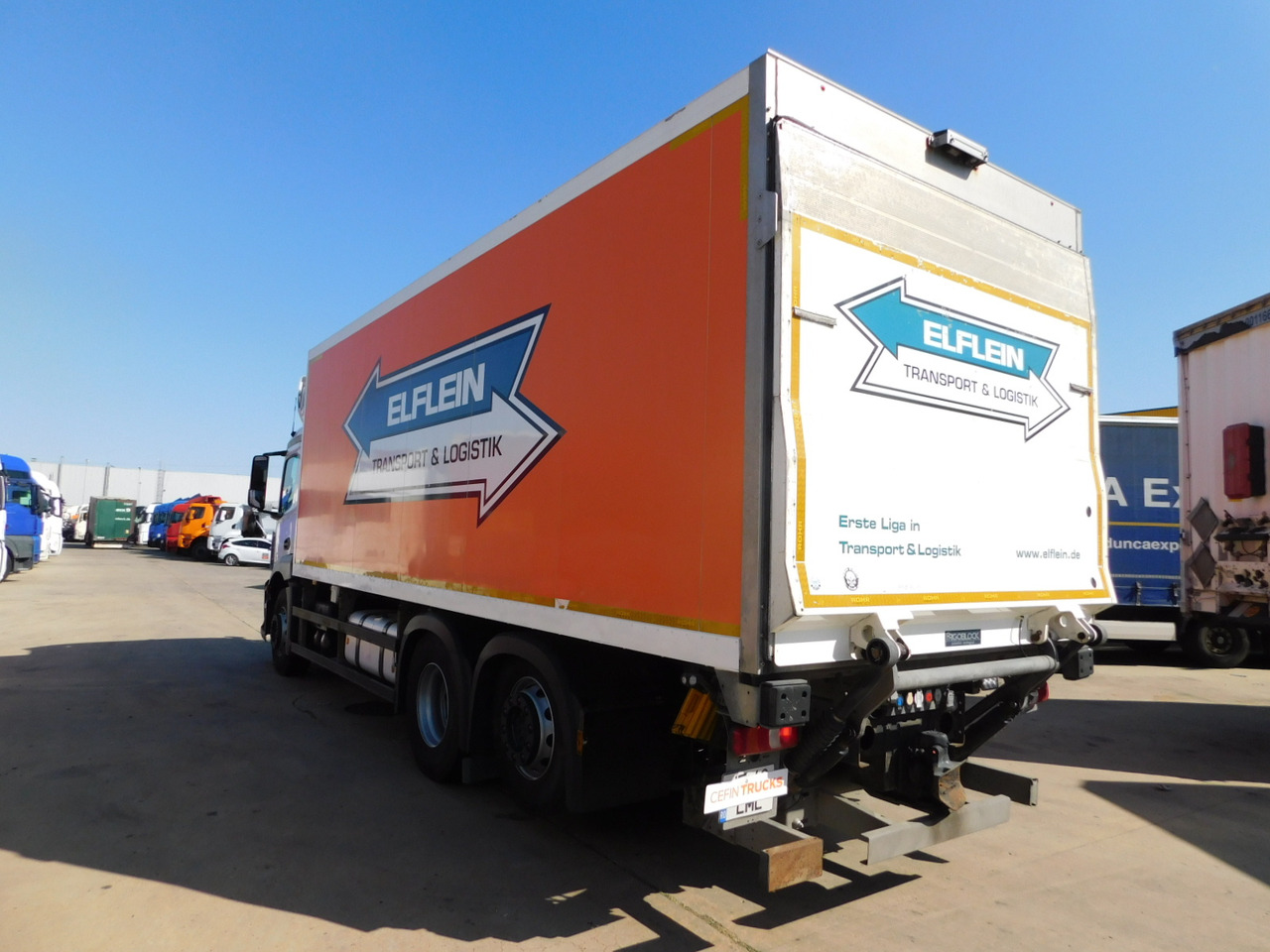 Mercedes Antos - Camião frigorífico: foto 4 Mercedes Antos - Camião frigorífico: foto 4