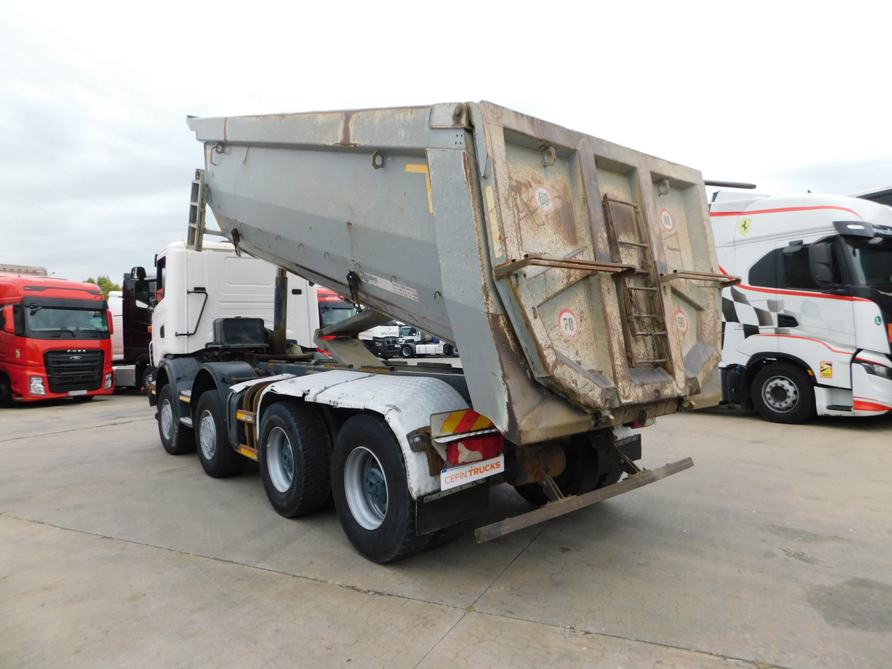 Scania G420 - Camião basculante: foto 4 Scania G420 - Camião basculante: foto 4