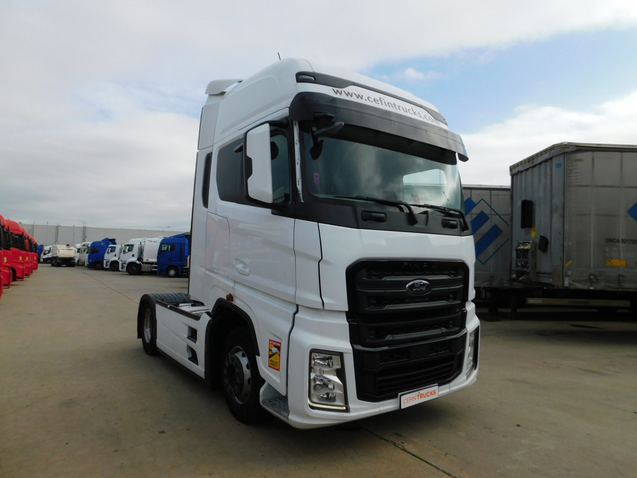 Ford F max 4x2 scab e6 12s2620 - Tractor: foto 2 Ford F max 4x2 scab e6 12s2620 - Tractor: foto 2