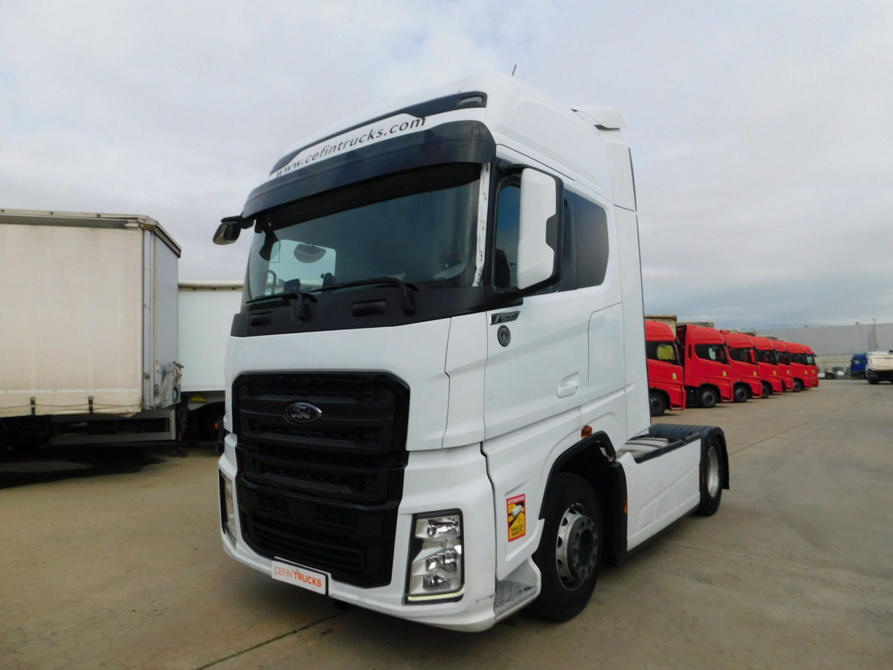 Ford F max 4x2 scab e6 12s2620 - Tractor: foto 1 Ford F max 4x2 scab e6 12s2620 - Tractor: foto 1