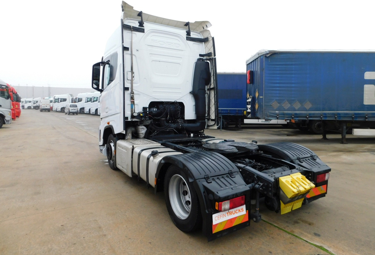 Ford F max ll 4x2 scab e6 12tx2620 - Tractor: foto 4 Ford F max ll 4x2 scab e6 12tx2620 - Tractor: foto 4