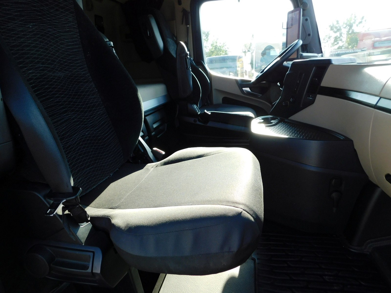 Mercedes Actros - Tractor: foto 5 Mercedes Actros - Tractor: foto 5