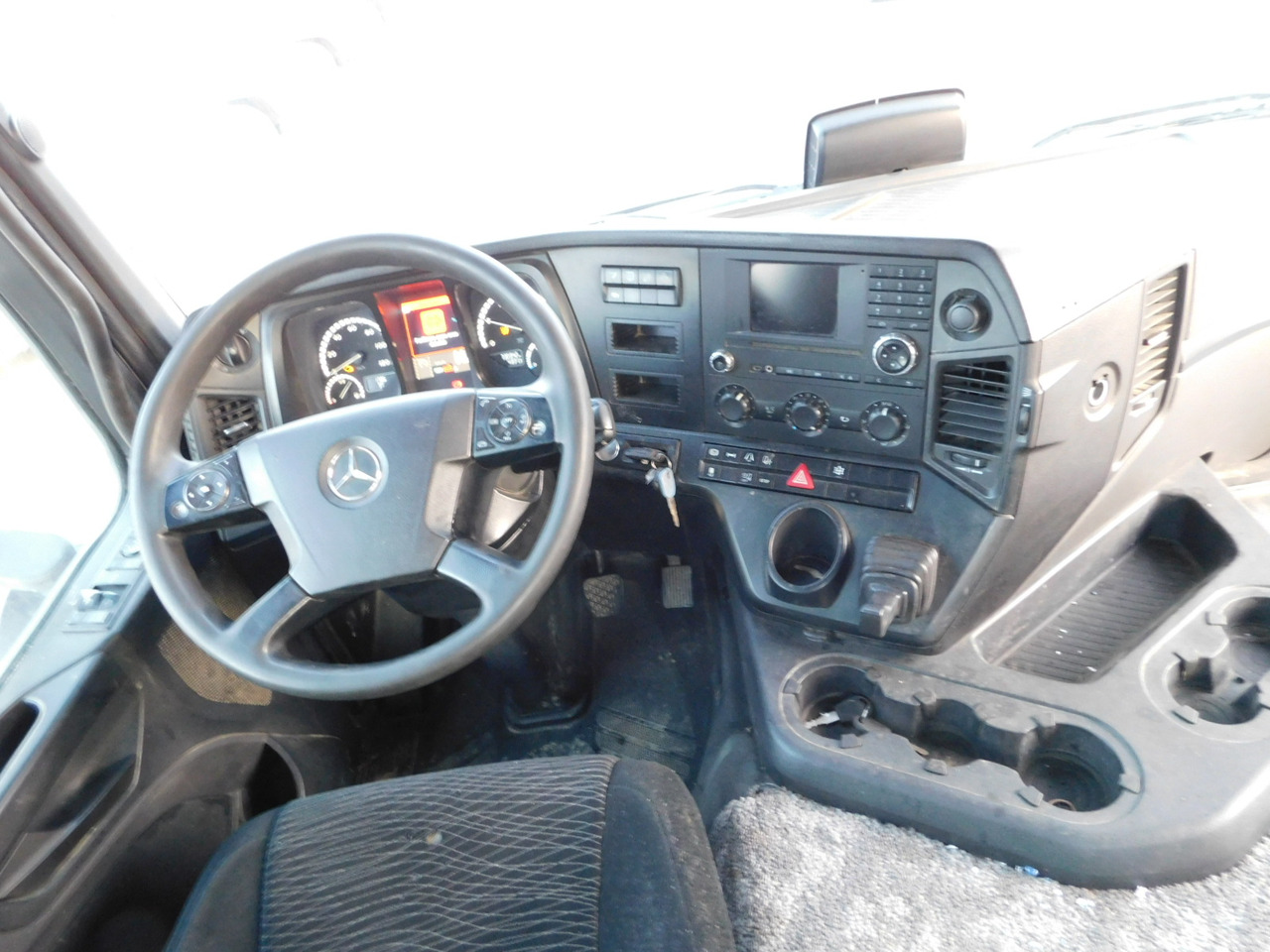 Tractor Mercedes Arocs: foto 6