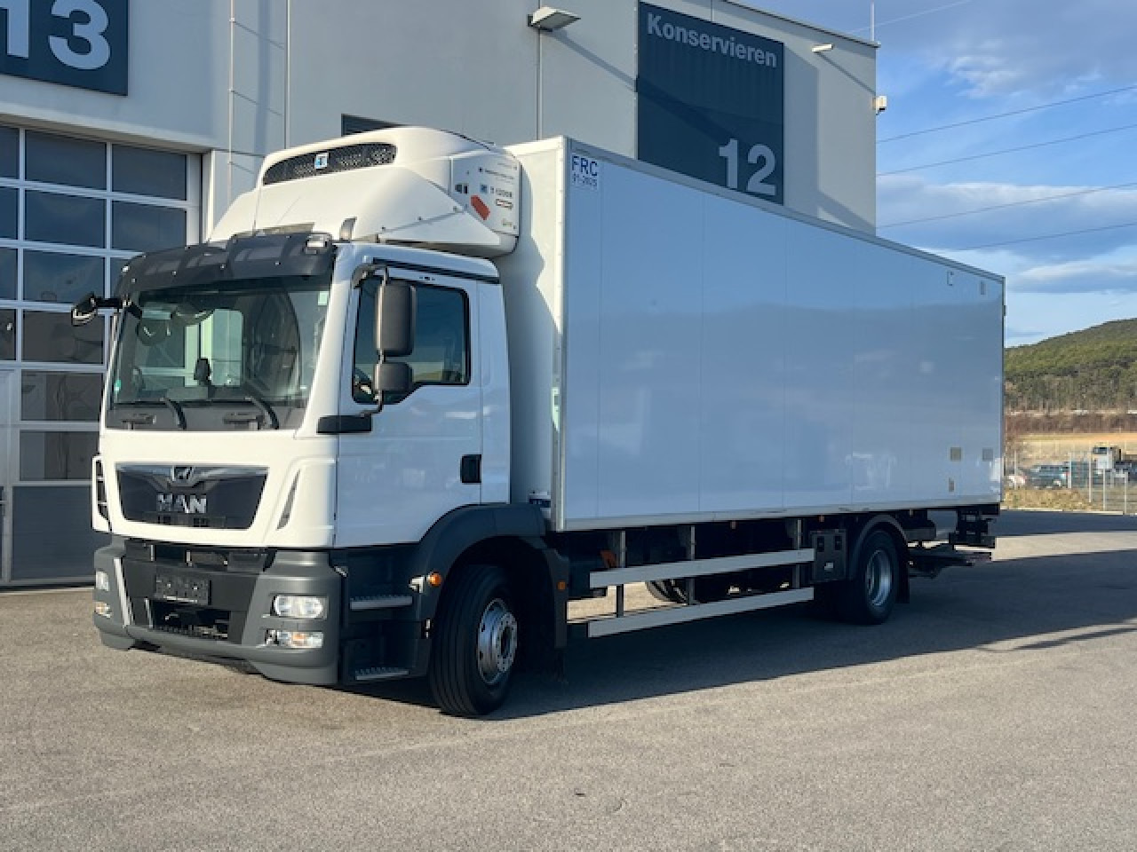MAN TGM 15.290 4x2 LL Tiefkühler ATP möglich Euro6 - Carrinha frigorífica: foto 1 MAN TGM 15.290 4x2 LL Tiefkühler ATP möglich Euro6 - Carrinha frigorífica: foto 1