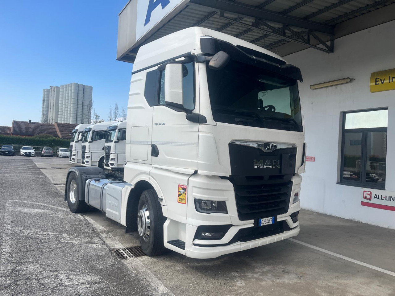 MAN TGX 18.510 4x2 BL SA ADR FL EXII EXIII Euro6 Klima - Tractor: foto 1 MAN TGX 18.510 4x2 BL SA ADR FL EXII EXIII Euro6 Klima - Tractor: foto 1