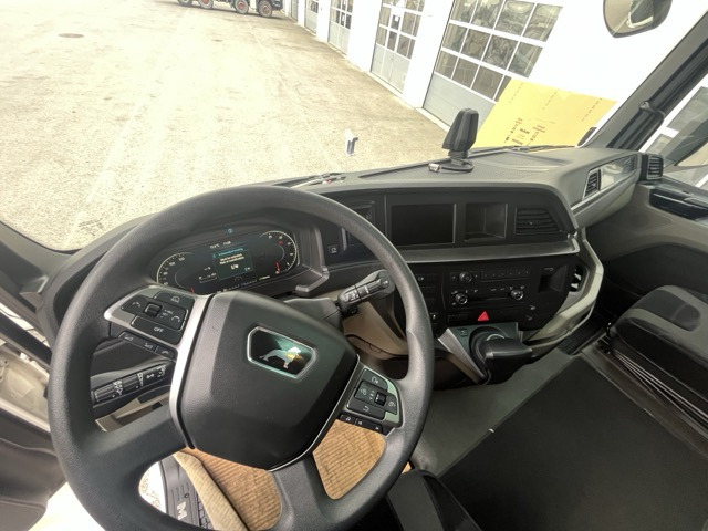 MAN TGX 18.510 4x2 LLS-U Euro6 Intarder Klima ZV - Tractor: foto 2 MAN TGX 18.510 4x2 LLS-U Euro6 Intarder Klima ZV - Tractor: foto 2