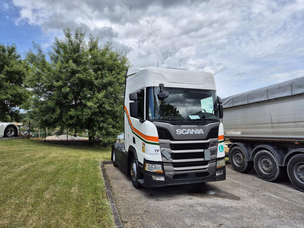 Scania R 450 - Tractor: foto 1 Scania R 450 - Tractor: foto 1