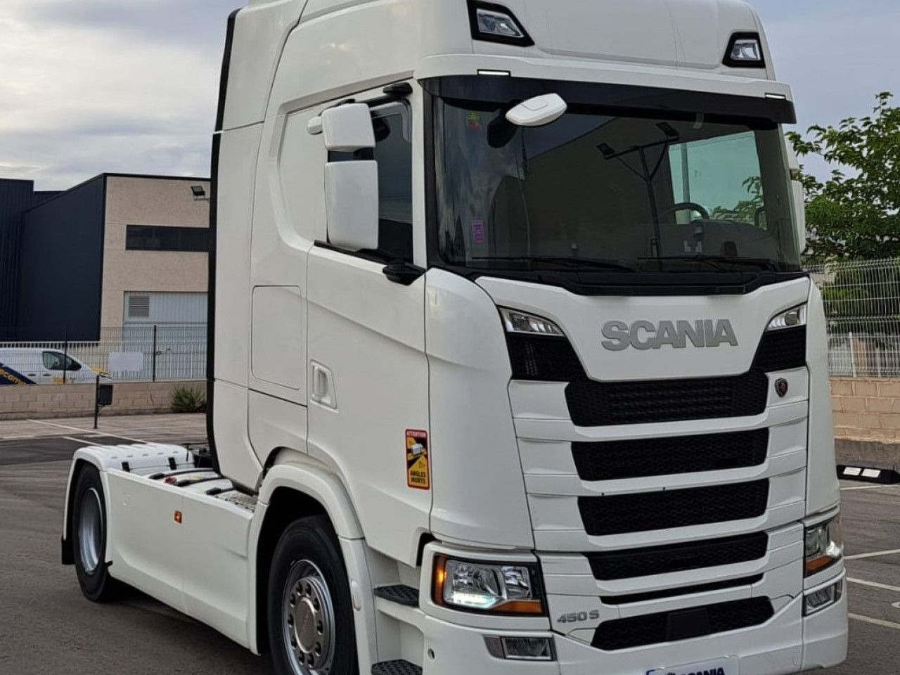 Scania UVES01240224 - Tractor: foto 1 Scania UVES01240224 - Tractor: foto 1