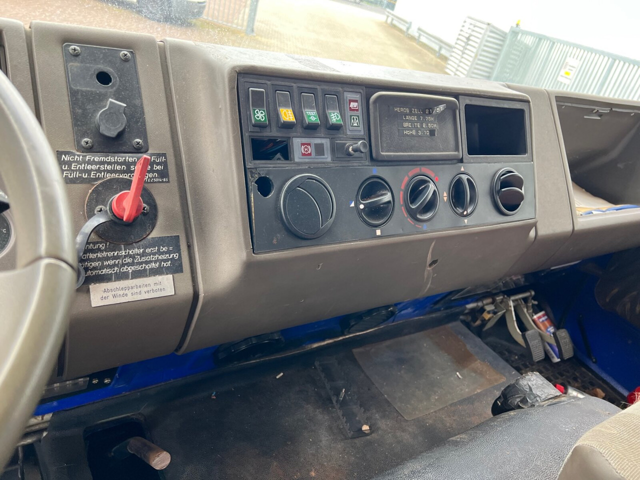 120-23 AW 4x4 Doka 120-23 AW 4x4 Doka, V8-Motor, Seilwinde - Camião chassi: foto 4 120-23 AW 4x4 Doka 120-23 AW 4x4 Doka, V8-Motor, Seilwinde - Camião chassi: foto 4